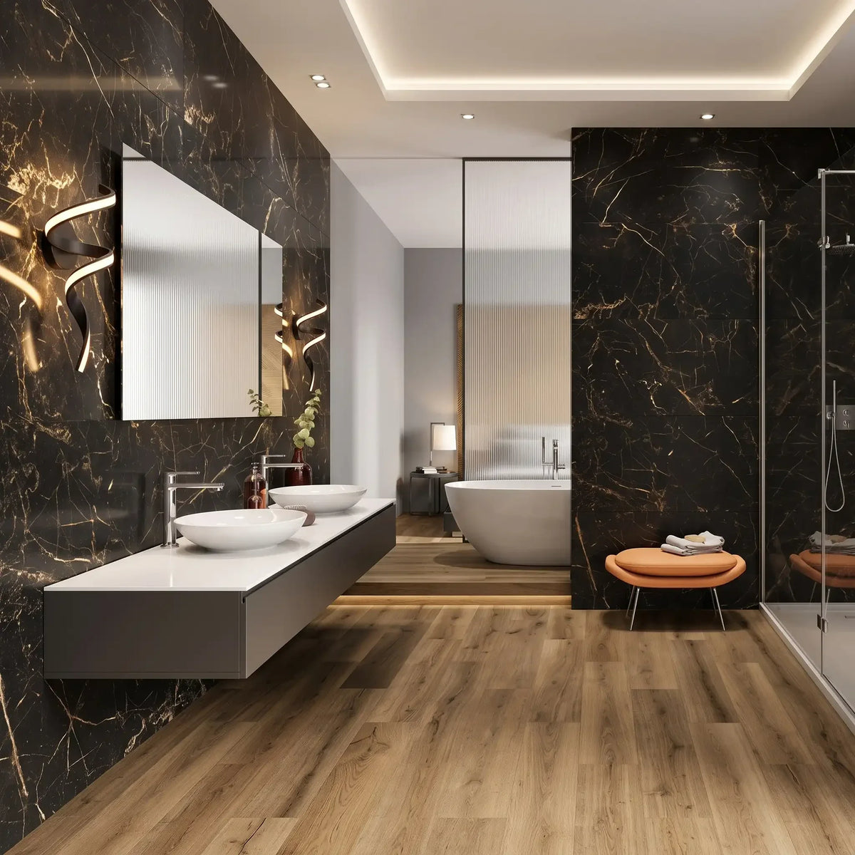 Deux appliques Blois noir mat de part et d'autre d'un miroir, salle de bain en marbre noir veiné d'or