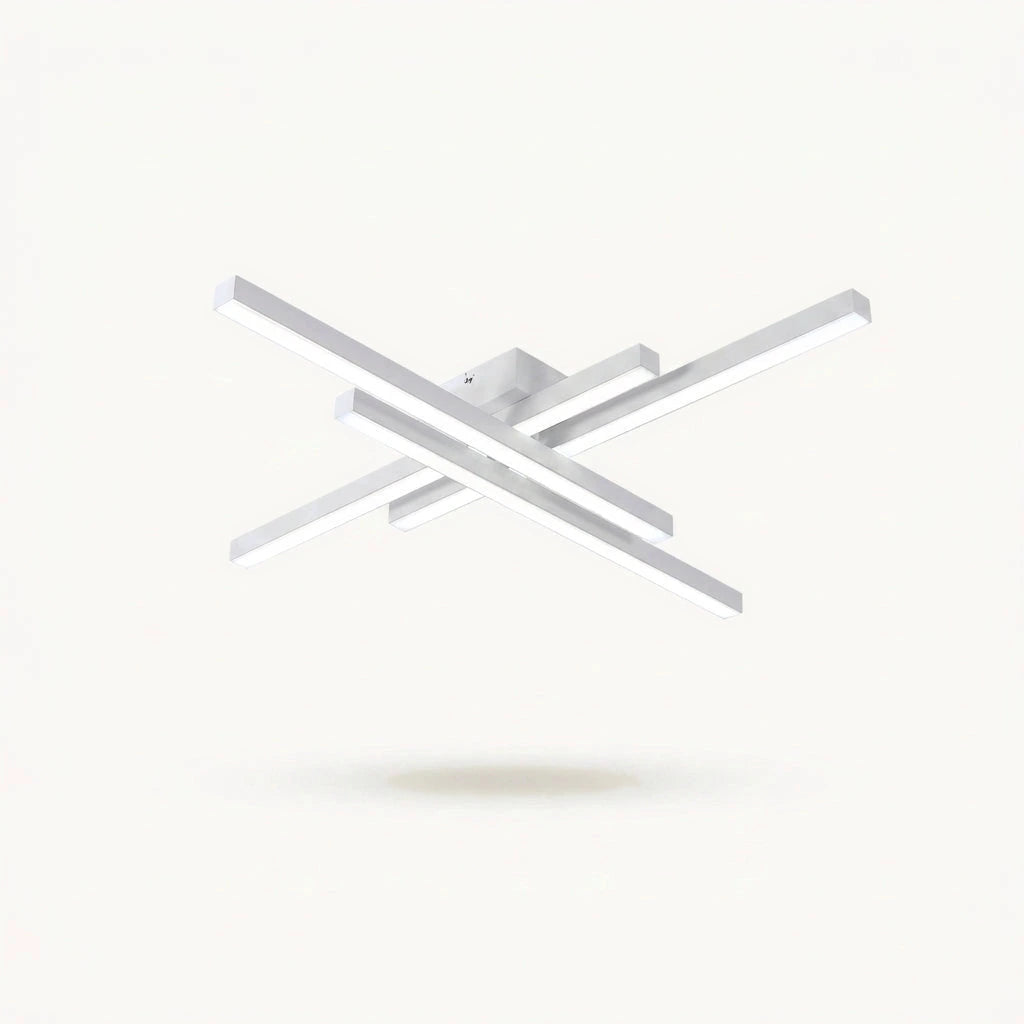 Plafonnier blanc mat à quatre barres croisées, version 110 cm, sur fond ivoire