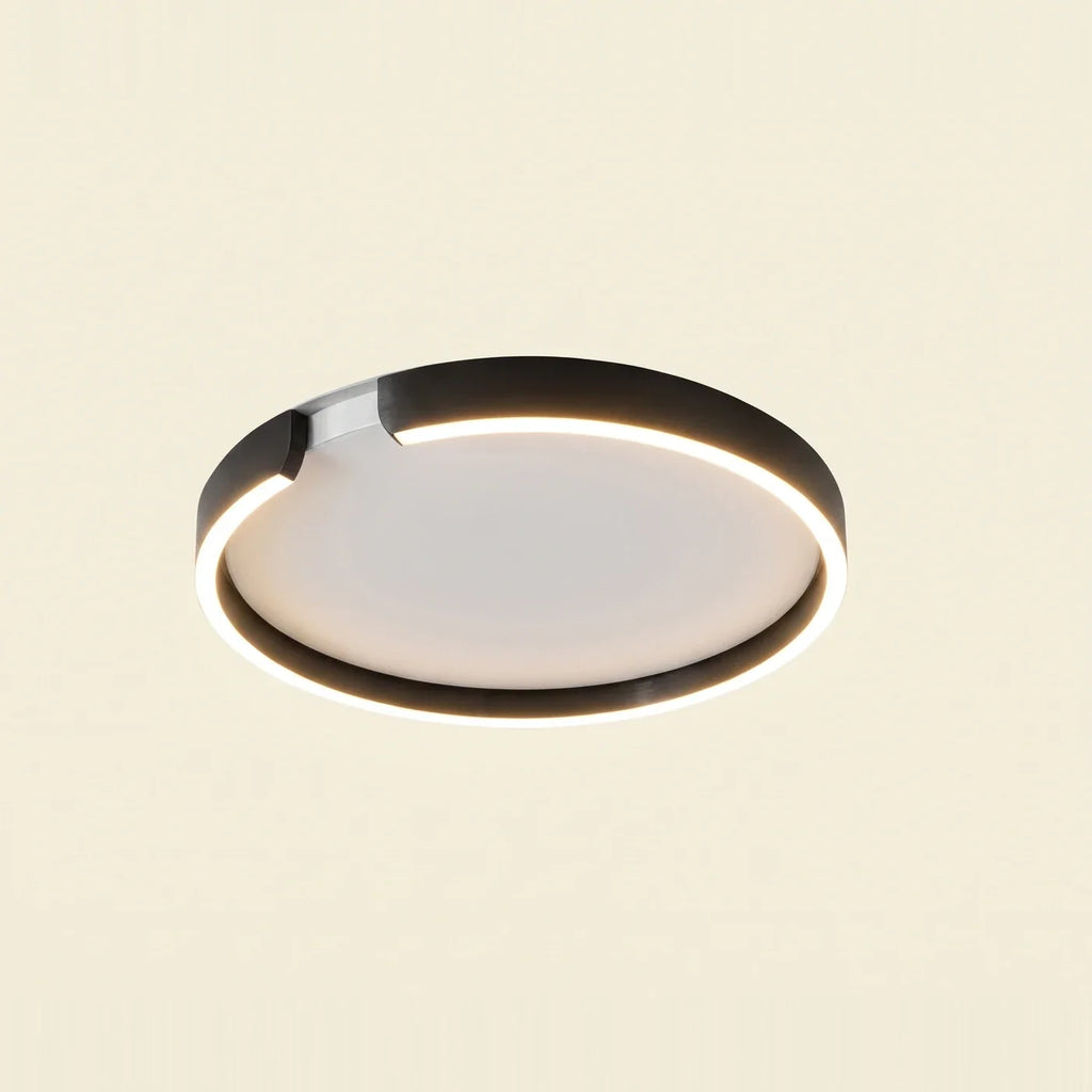 Plafonnier rond à anneau décalé en noir satiné, disque opalin et fente de lumière