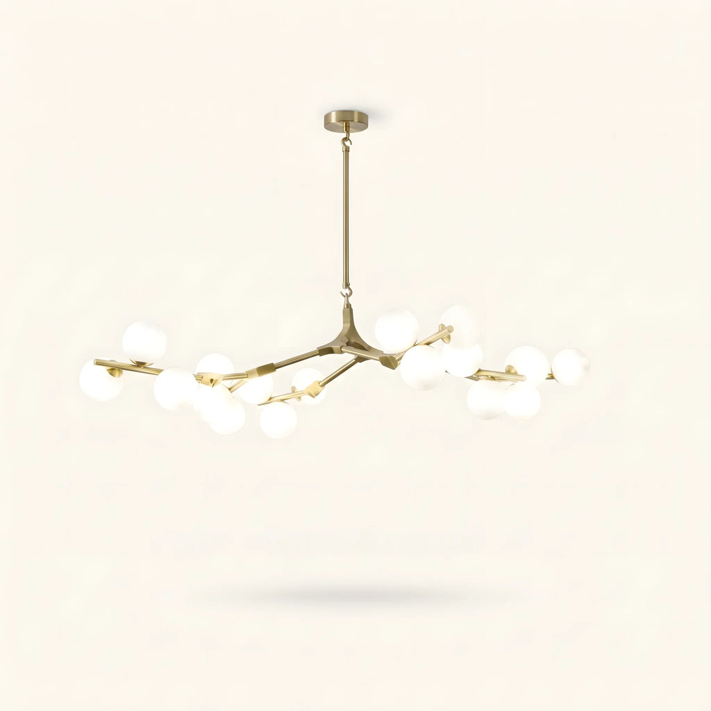 Bras de laiton satiné portant dix-huit globes opalins sur 137 cm d'envergure