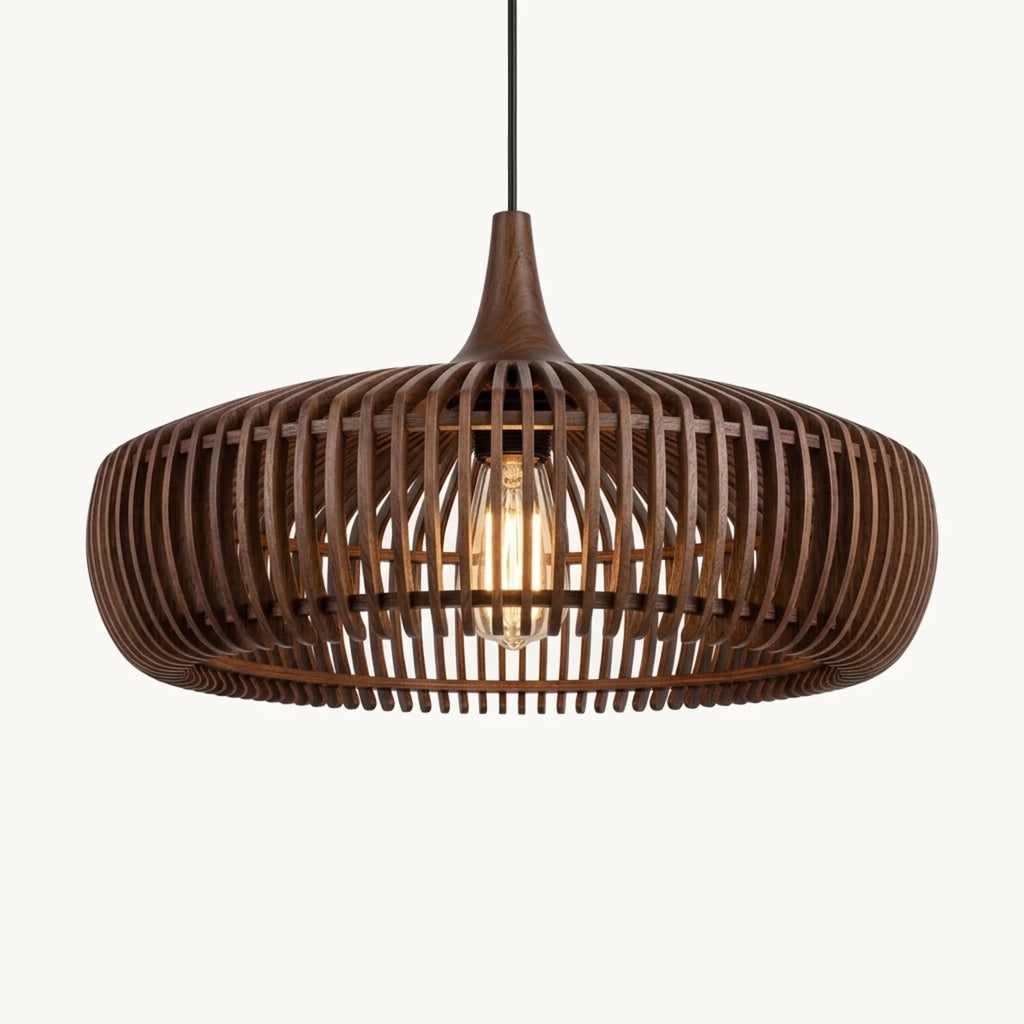Suspension design en bois Roubo, lamelles cintrées teinte noyer, sur fond ivoire