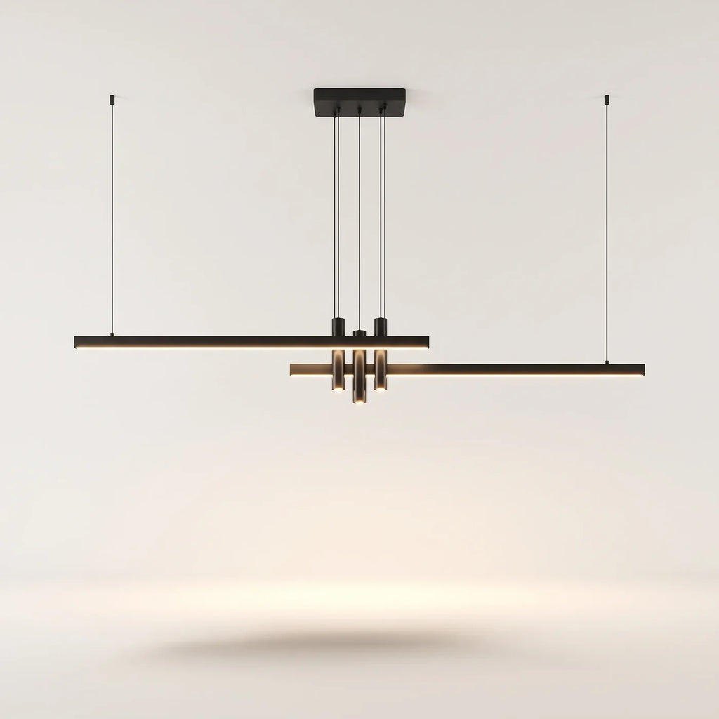 Suspension longue Chappe en métal noir, deux barres LED décalées et trois spots cylindriques