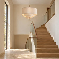 Suspension Ficame dans une cage d'escalier